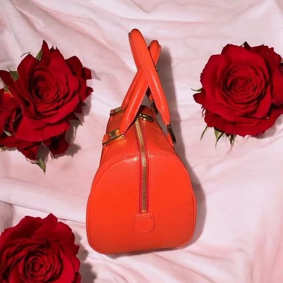 MCM Boston leather bag in Orange EUC - Picture 5 of 12